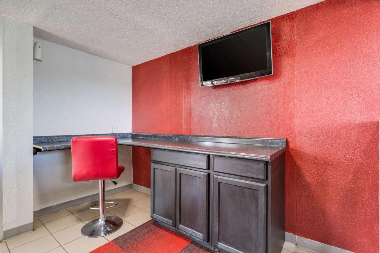 Econo Lodge Inn & Suites Terre Haute Eksteriør bilde