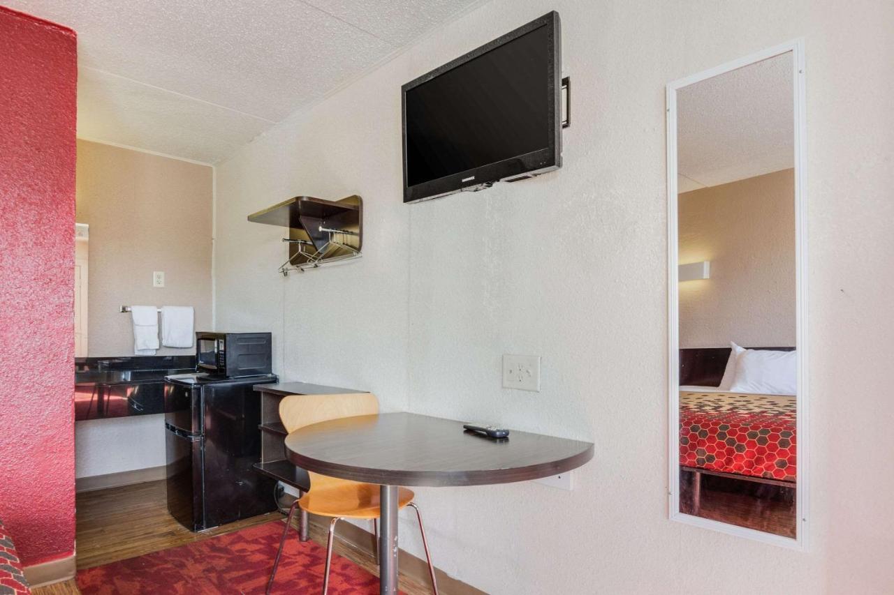 Econo Lodge Inn & Suites Terre Haute Eksteriør bilde
