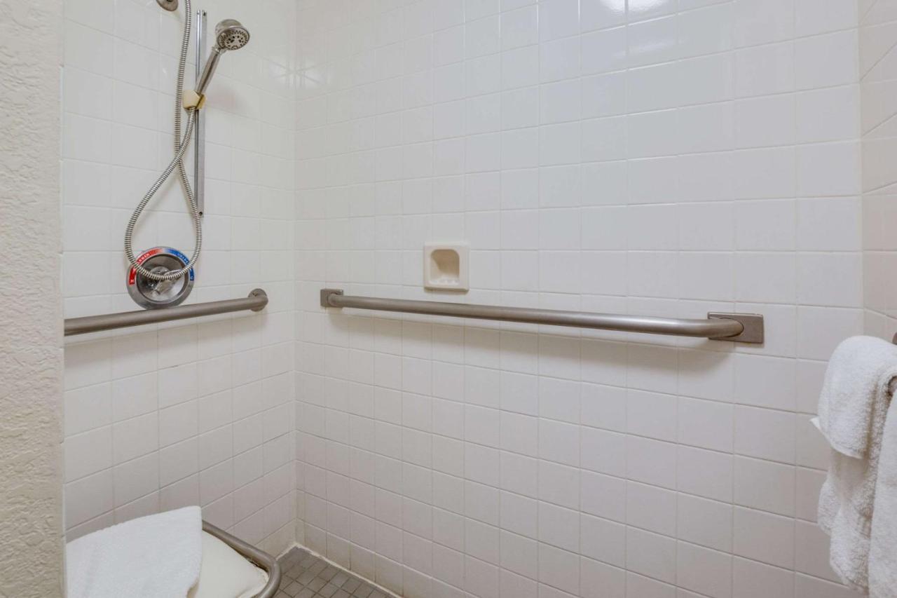 Econo Lodge Inn & Suites Terre Haute Eksteriør bilde