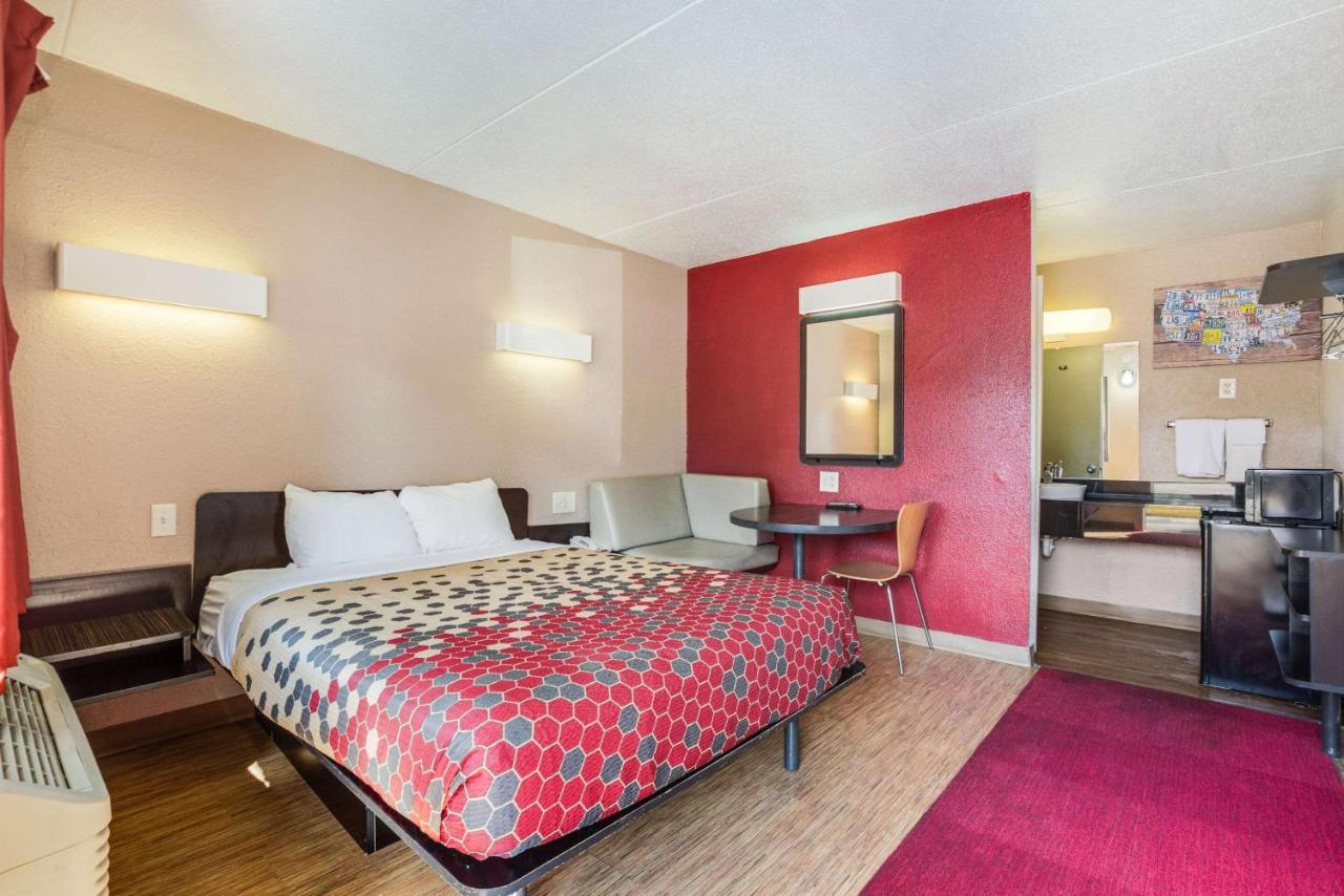 Econo Lodge Inn & Suites Terre Haute Eksteriør bilde